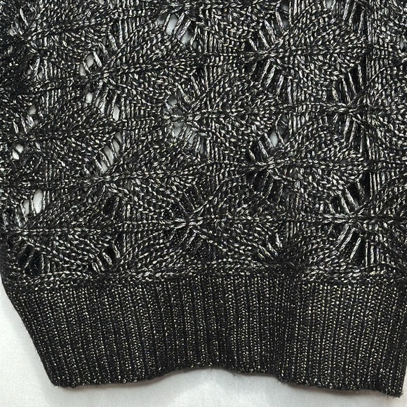 Chico’s Sweater Cropped Embellished Black‎ Metallic in Size 0/Medium NWT - Picture 10 of 15